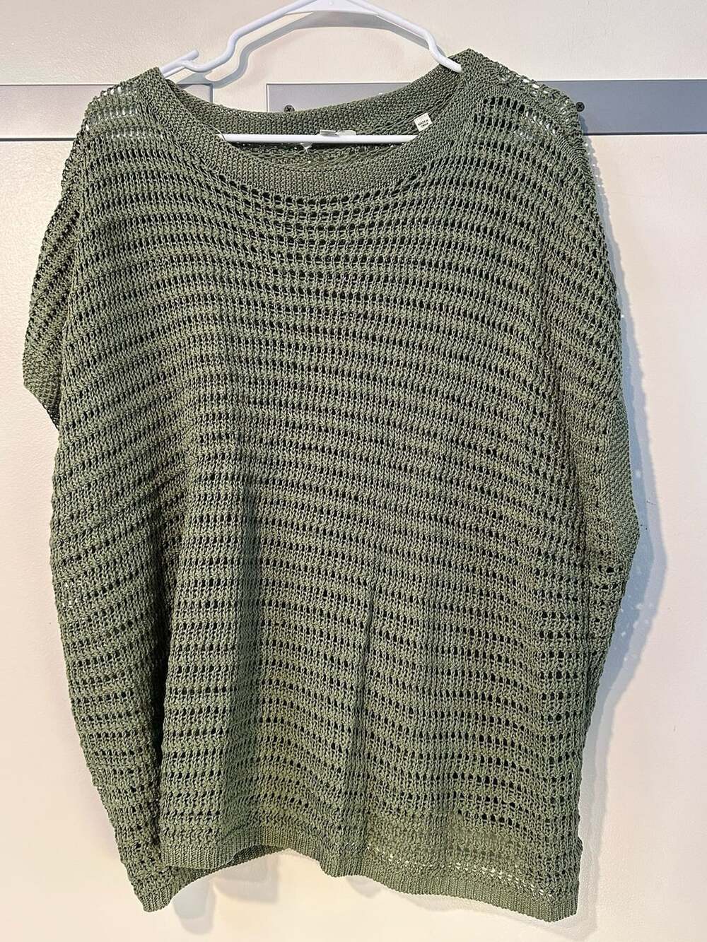 Max Studio Short Sleeve Sweater Size XS Green Open Knit Mesh